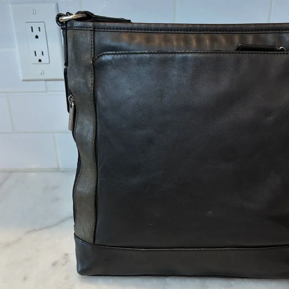 Coach Crossbody Purse Handbag Leather Camden Suede Messenger Bag Pocketbook